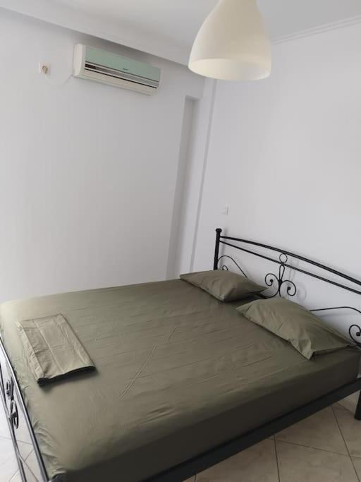 Small Apartment In The Heart Of Piraeus! Notara 43 Екстериор снимка